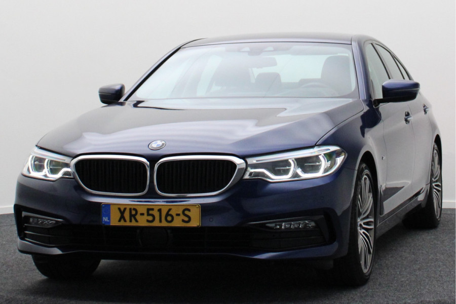 BMW 5 Serie 530i High Executive Automaat Sport Line, Leer, LED, Camera, ACC, Head-Up, Stoelverw., Trekhaak, 19''