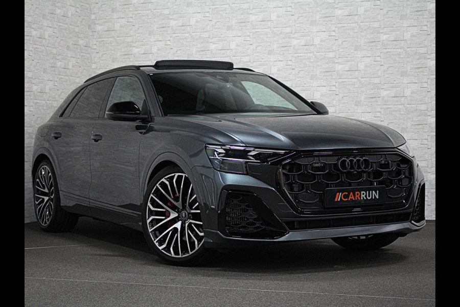 Audi Q8 60 TFSI e Competition | Nieuw! | 360 View | RS-Stoelen | OLED | SQ8 Uitlaattips | Panorama | ACC | B&O Sound | 23'' | Alcantara Stuurwiel | Head-Up | Soft-Close | Memory | Trekhaak | Keyless-Entry | Stoelverwarming V+A | Luchtvering |