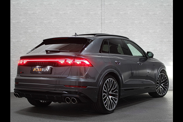 Audi Q8 60 TFSI e Competition | Nieuw! | 360 View | RS-Stoelen | OLED | SQ8 Uitlaattips | Panorama | ACC | B&O Sound | 23'' | Alcantara Stuurwiel | Head-Up | Soft-Close | Memory | Trekhaak | Keyless-Entry | Stoelverwarming V+A | Luchtvering |