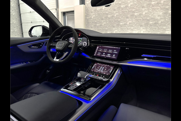 Audi Q8 60 TFSI e Competition | Nieuw! | 360 View | RS-Stoelen | OLED | SQ8 Uitlaattips | Panorama | ACC | B&O Sound | 23'' | Alcantara Stuurwiel | Head-Up | Soft-Close | Memory | Trekhaak | Keyless-Entry | Stoelverwarming V+A | Luchtvering |