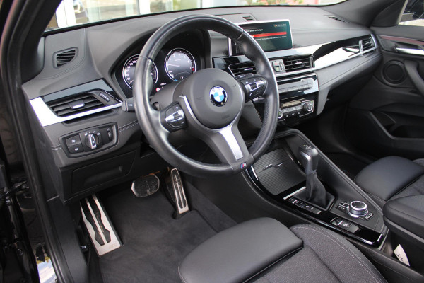 BMW X2 X DRIVE 25e M-SPORT HIGH EXECUTIVE | NAVIGATIE | PANORAMA DAK | ELEKTRISCHE STOELVERSTELLING MET GEHEUGEN | ACHTERUITRIJ CAMERA | DAB+ RADIO | CLIMATE CONTROL | LICHTMETALEN VELGEN | CRUISE CONTROL |