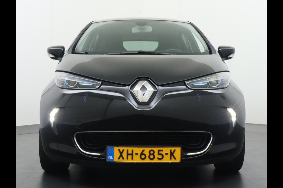 Renault ZOE €10.440,- na Subsidie R110 Limited 41 kWh EIGEN ACCU ! Ecc Navi Camera PDC R-link Multimedia Cruise.C Elec. Ramen en Spiegels LM Dealer Onderhouden Orig.NL Auto Grote actieradius !