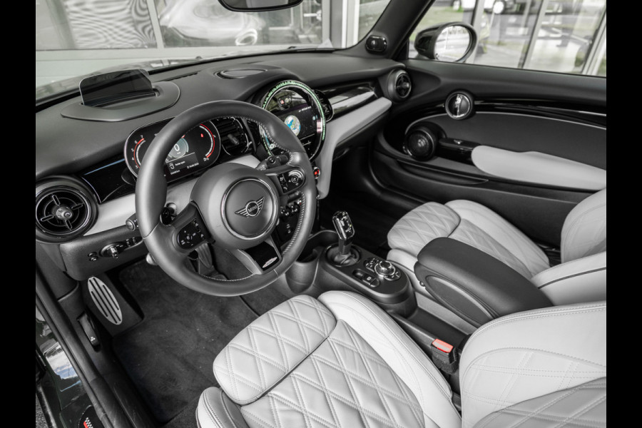 MINI Cabrio JCW 2.0 John Cooper Works Classic | Head-Up | Stoelverwarming | Harman Kardon