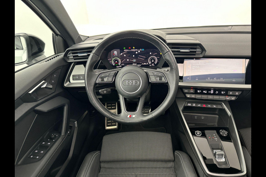 Audi A3 Sportback 45 TFSI e S-Line Pano B&O Matrix Carplay