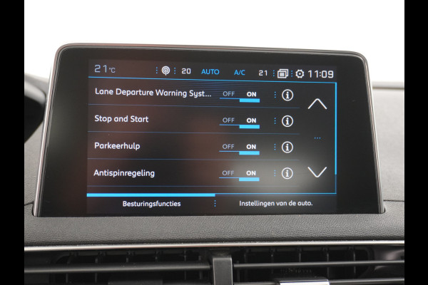 Peugeot 3008 T131PK Apple Carplay Android AutoNavi Trekhaak Ecc Cruise Control Bluetooth Regen-Licht Sensor Lane-Departure Led PDC Connected  PureTech Blue Edition Executive Orig. NL se auto 1e eigenaar EURO6