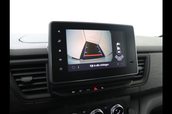 Renault Trafic T30 L2H1 130 PK ADVANCE LED AIRCO CRUISE CONTROL CAMERA NAVIGATIE D.M.V. CARPLAY LICHT EN REGENSENSOR