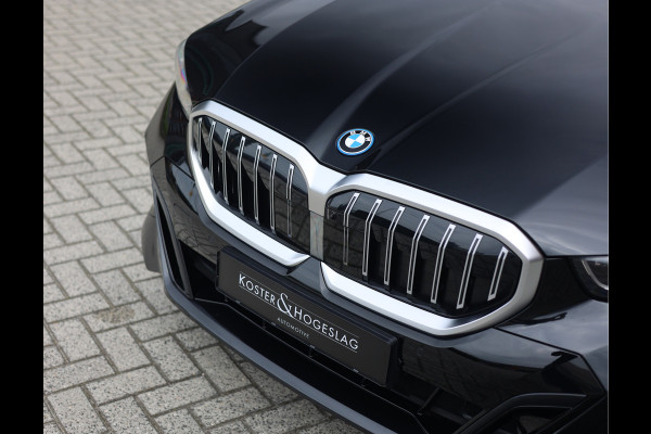 BMW 5 Serie 550e xDrive *M-Sport*Trekhaak*360Camera*Head-Up*