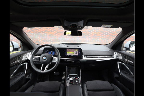 BMW X2 sDrive18d *M-Sport*Pano*HUD*Harman/Kardon*Brooklyn*