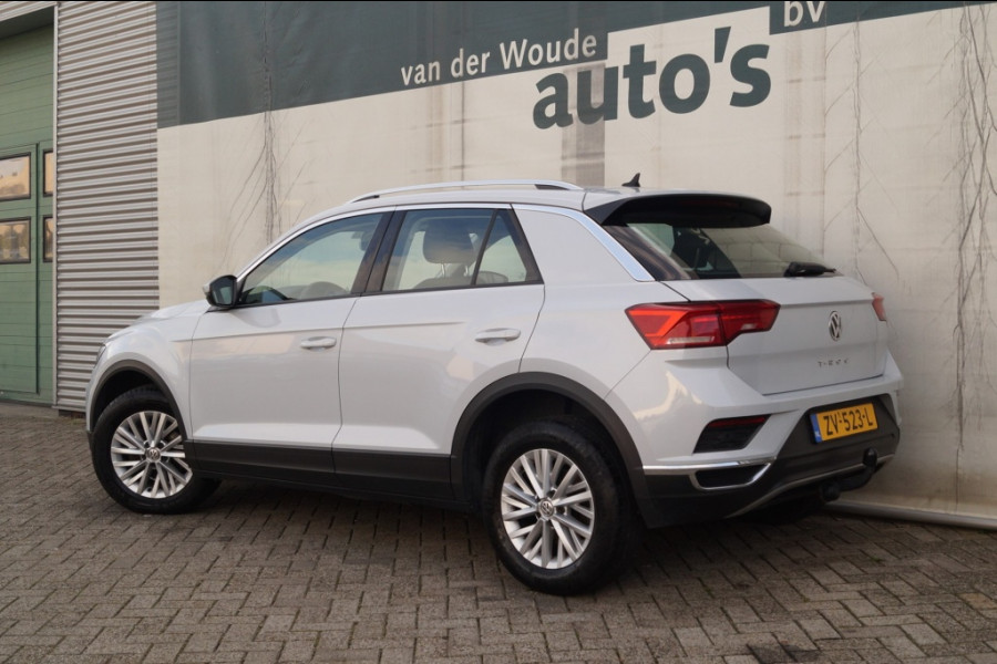 Volkswagen T-Roc 1.0 TSI Style Business Intense -ECC-NAVI-CAM-PDC-