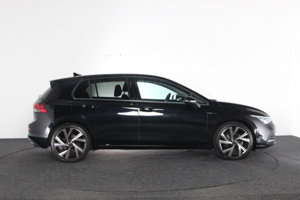 Volkswagen Golf 1.5 eTSI Style | Org. NL-auto | automaat | camera | 18" lmv