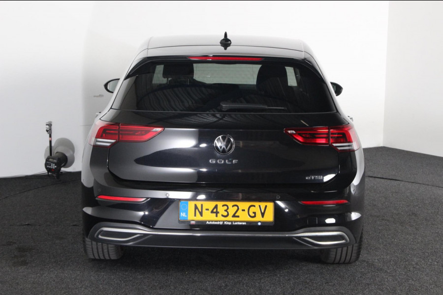 Volkswagen Golf 1.5 eTSI Style | Org. NL-auto | automaat | camera | 18" lmv