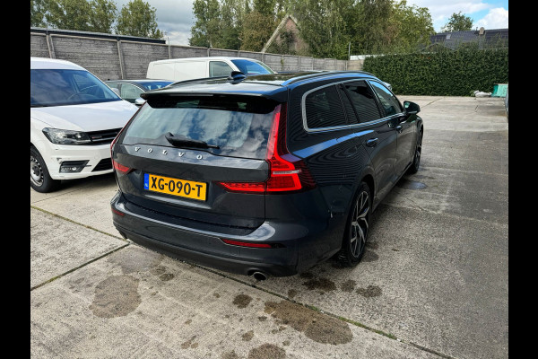 Volvo V60 T5 Aut. Momentum Intellisafe Trekhaak CruiseControl OnCall 250pk