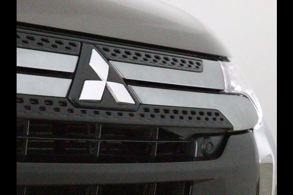 Mitsubishi Outlander 2.4 PHEV INTENSE+ PLUG-IN .SCHUIFDAK | Schuif-/Kanteldak | Stoel-/Stuurverwarming | Rockford PremiumAudio |