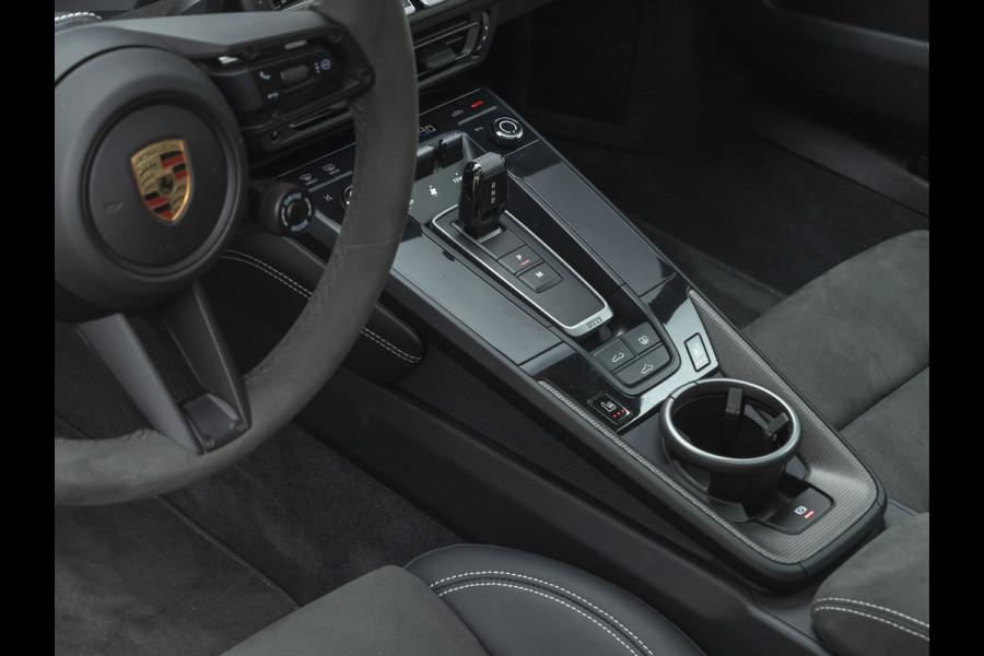 Porsche 911 3.0 Carrera 4 GTS - Schuifdak - Achterasbesturing - BOSE - ACC - LED-Matrix