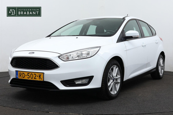 Ford Focus 1.0 Lease Edition (NAVIGATIE, CRUISE, MULTIMEDIA, PARKEERSENSOREN, GOED ONDERHOUDEN)