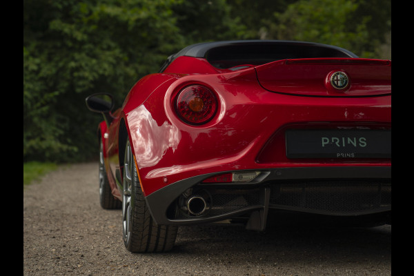 Alfa Romeo 4C Spider 1750TBI TCT | Rosso Competizione | 1e eigenaresse | Lederen dashboard