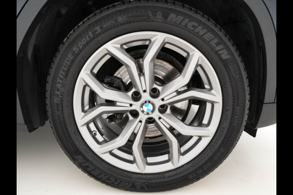 BMW X3 xDrive20i High-Executive X-Line-Pack Aut. *VERNASCA-VOLLEDER | VIRTUAL-COCKPIT | HIFI-AUDIO | FULL-LED | NAVI-FULLMAP | CAMERA | ECC | CRUISE | DAB | AMBIENT-LIGHT | SPORT-SEATS | 19'' ALU*