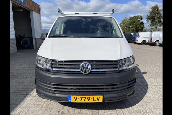 Volkswagen Transporter 2.0 TDI L1H1 Comfortline / vaste prijs rijklaar € 14.950 ex btw / lease vanaf € 285 / airco / cruise control / imperial / trekhaak / ingerichte laadruimte !