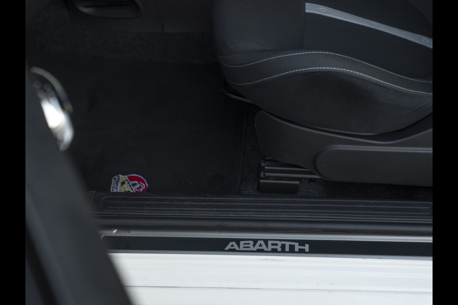 Abarth 595 Yamaha Factory Racing