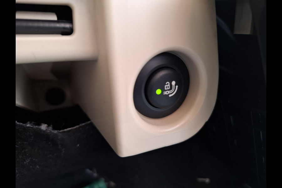 BMW X3 xDrive30e Sport Line Plug in Hybrid PHEV | Lederen Sportstoelen Memory & Ventilatie | Trekhaak af Fabriek | LED Koplampen Adaptief | Apple Carplay | Head Up | Navigatie | Sfeerverlichting |