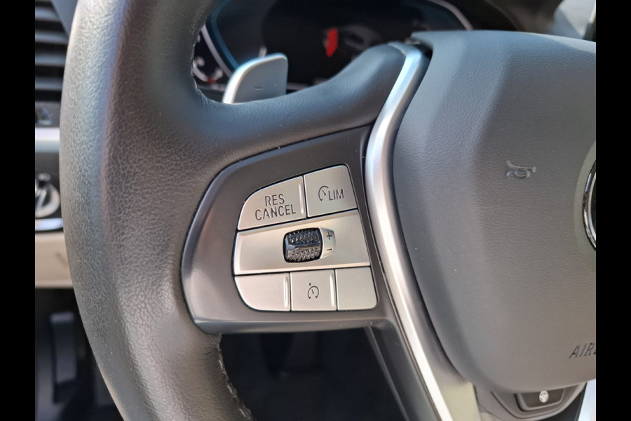 BMW X3 xDrive30e Sport Line Plug in Hybrid PHEV | Lederen Sportstoelen Memory & Ventilatie | Trekhaak af Fabriek | LED Koplampen Adaptief | Apple Carplay | Head Up | Navigatie | Sfeerverlichting |