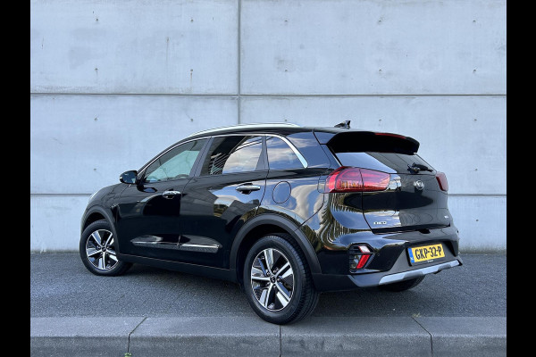 Kia Niro 1.6 GDi PHEV DynamicPlusLine Automaat | Leder | Schuif-/Kanteldak | Camera | Navi | Stuur-/Stoelverwarming | Key-Less | 16” Velgen | Clima | Apple CarPlay/Android Auto | PDC | Cruise | LED |