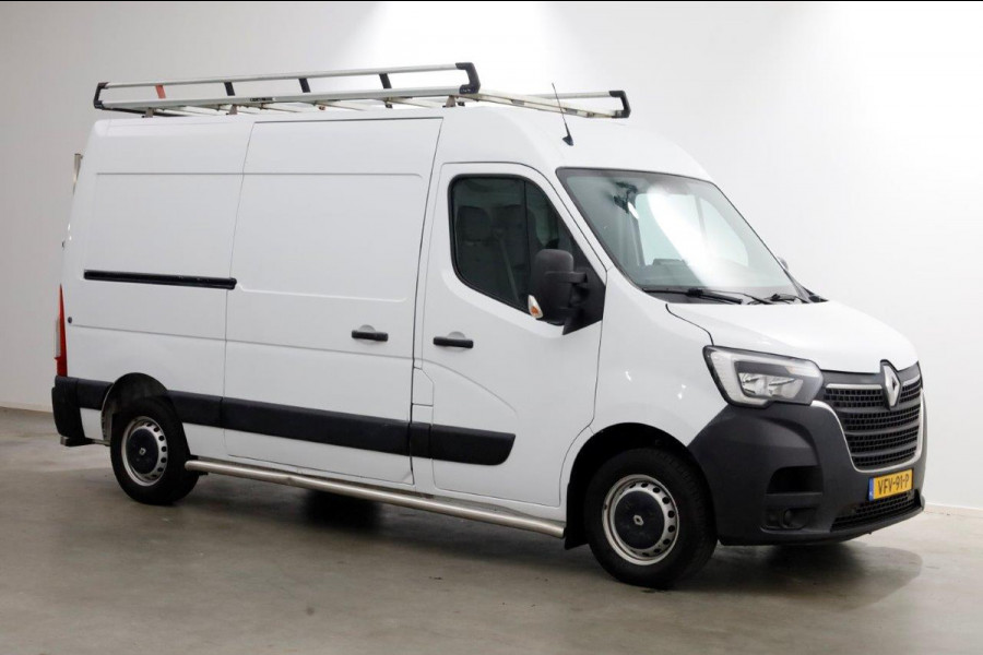 Renault Master T35 2.3 dCi 135pk L2H2 Airco/Navi/Camera 04-2020