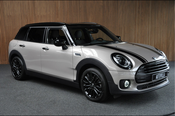 MINI Clubman 1.5 Cooper Navi Leer Camera PDC Carplay Keyless 17" LM velgen Zwarte binnenhemel Stoelverwarming Sportstoelen LED BTW auto!