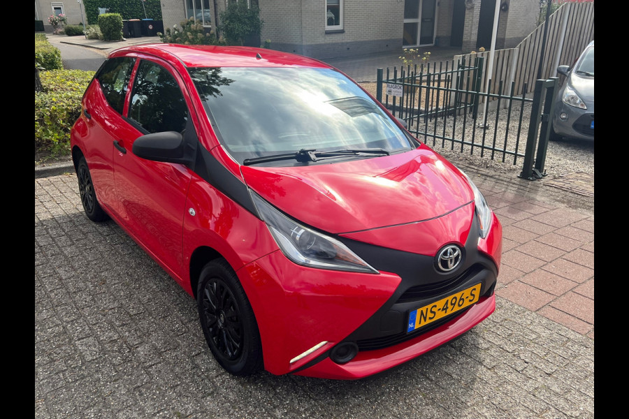 Toyota Aygo 1.0 VVT-i x-fun 1 e EIGENAAR BTW-AUTO.