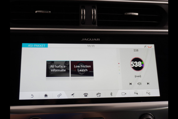 Jaguar I-PACE EV400pk SE 90 kWh AWD Dual-Motor Apple Android Carplay Leder-Stoel+Verwarmd Cruise Navi Camera LED-a+v Connected WiFi-vb. Multi- Virtual Cockpit ECC Regen-Lichtsensor Vermoeidheids Detector Business Edition Aktieve-Gril Orig.NL auto 4,8sec 0-100 Snelladen tot 104kw DC 696Nm koppel ! 90kwh accu !