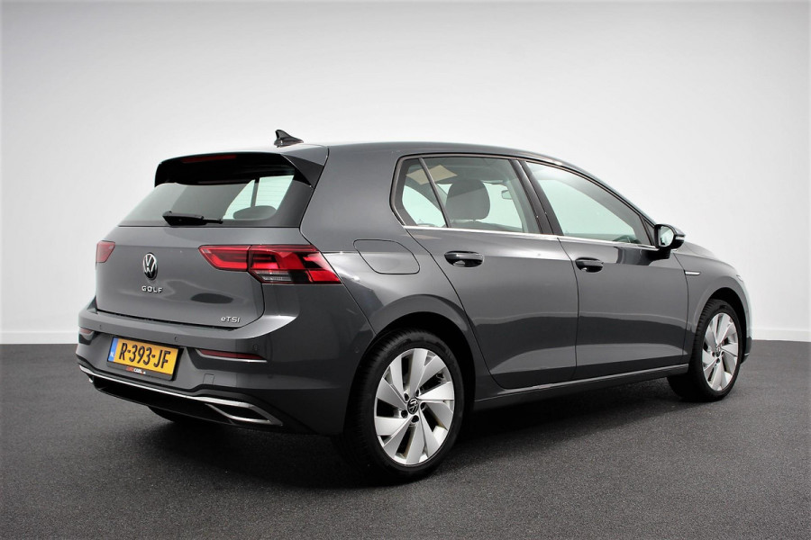 Volkswagen Golf 1.5 eTSI 150pk DSG Style | Navigatie | Climate control | Camera | Adaptive Cruise control | Virtua Cockpit | Led | Winter pakket | 17" LMV