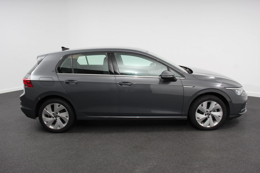 Volkswagen Golf 1.5 eTSI 150pk DSG Style | Navigatie | Climate control | Camera | Adaptive Cruise control | Virtua Cockpit | Led | Winter pakket | 17" LMV