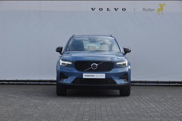 Volvo XC40 B4 211PK Automaat Plus Dark Google Infotainment / Trekhaak / Adaptieve Cruise Control / Blis / Harman Kardon Audio