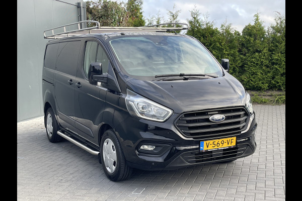 Ford Transit Custom 2.0 TDCI 131 PK / L1H1 / AIRCO / CRUISE / IMPERIAAL / CAMERA / TREKHAAK / 3-ZITS