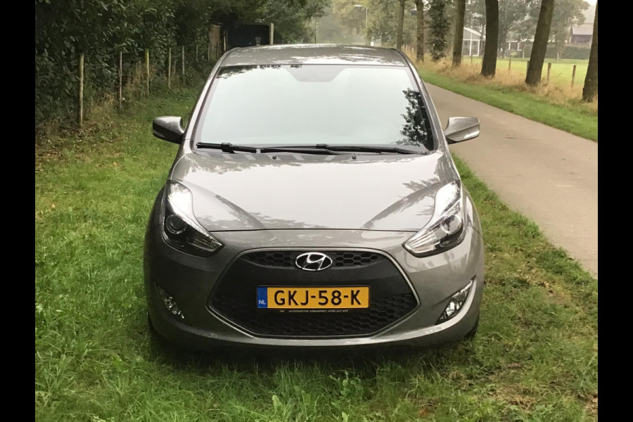 Hyundai ix20 1.6i Premium Automaat/camera/navigatie