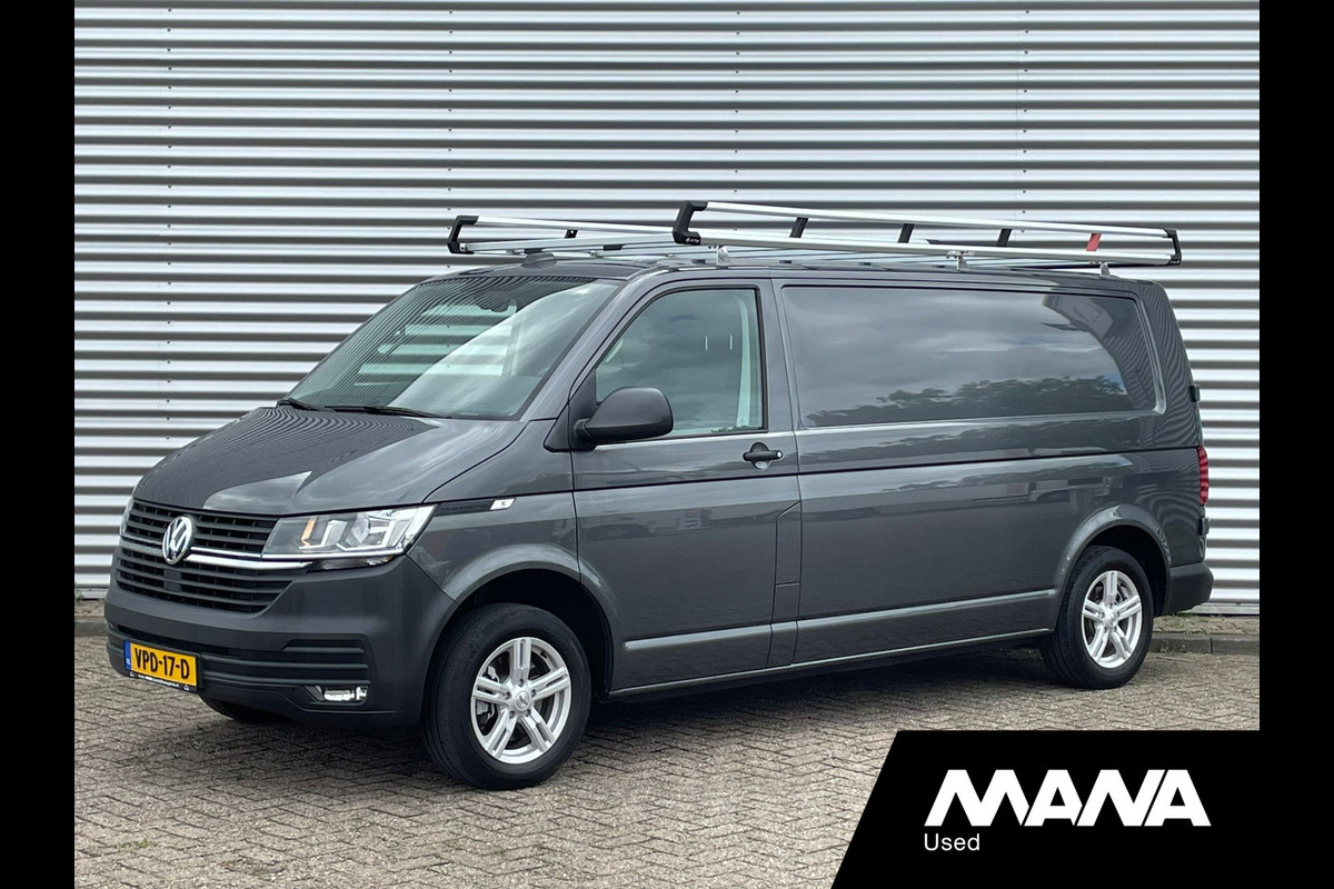 Volkswagen Transporter 2.0TDI 110PK L2H1 Highline Car-Play Airco Cruise Multifunctioneel stuurwiel Trekhaak Navigatie Bluetooth Sensoren