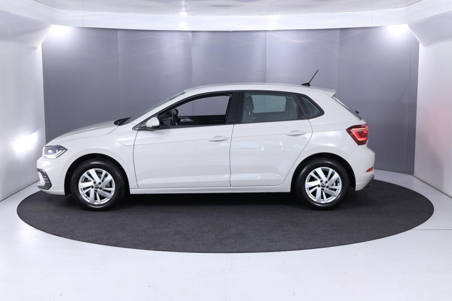 Volkswagen Polo 1.0 TSI Style 110 pk Automaat (DSG) | Navigatie | Parkeersensoren | Airco | Stoelverwarming | Matrix LED koplampen |