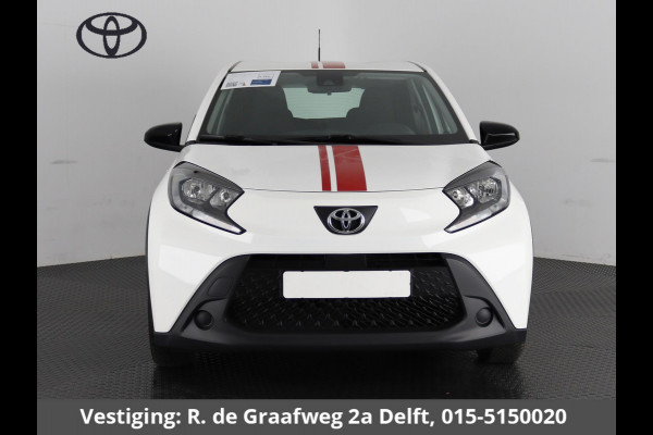 Toyota Aygo X 1.0 VVT-i MT Play + Coral Red Pack | Apple Carplay & AndroidAUTO | All-Season banden | Adaptive Cruise control