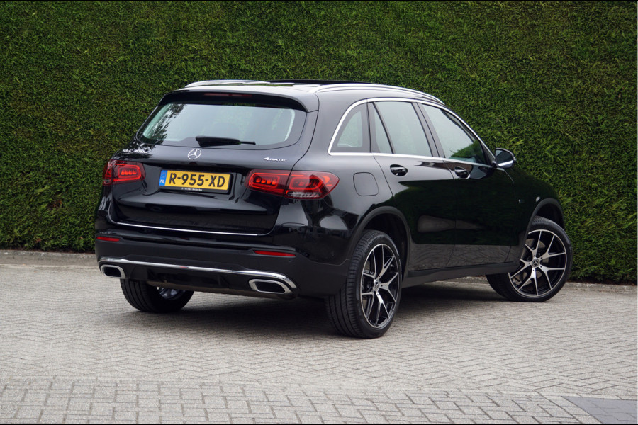 Mercedes-Benz GLC 300 e 4M AMG line | Memory Burmester Pano Trekhaak