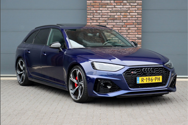 Audi A4 Avant 2.9 TFSI RS 4 Quattro Competition+ Aut8 | Adaptive Cruise Control | Bang&Olufsen | Carbon Sierdelen | Massage | Panoramadak | Memory | HUD | Camera | Keyless Entry | Stoelverwarming Achter | Nappa Leder |