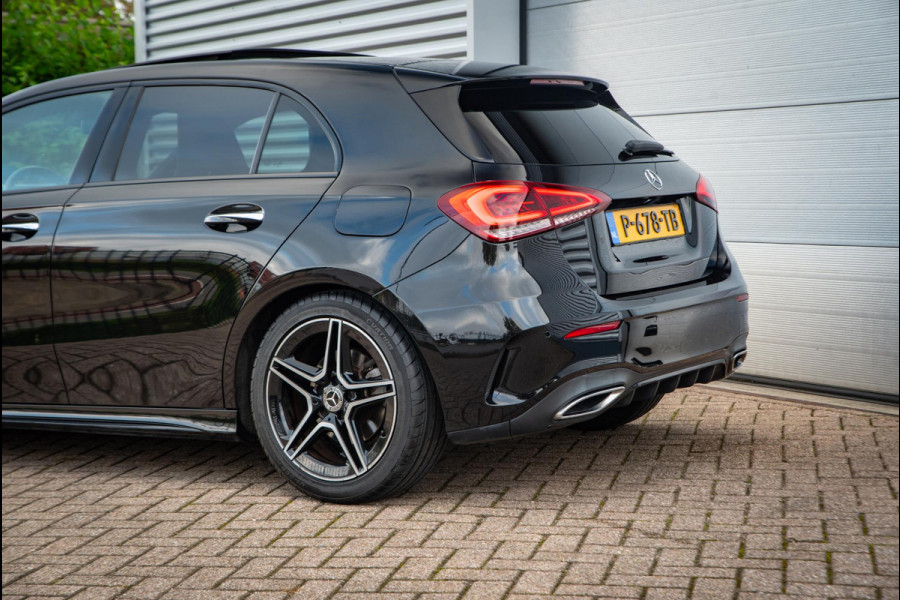 Mercedes-Benz A-Klasse 200 AMG Panoramadak Ambiante verlichting