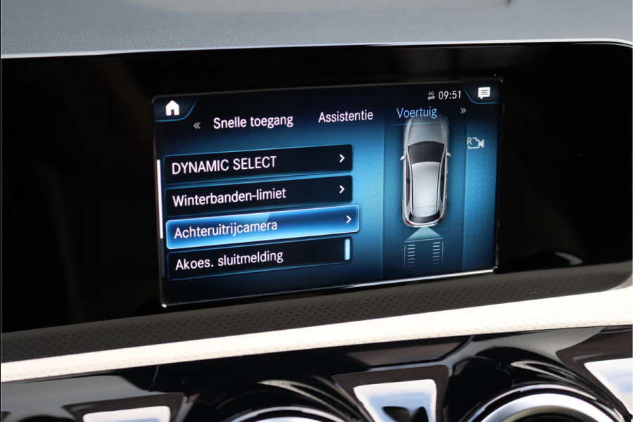 Mercedes-Benz A-Klasse 180 Business Solution | Stoelverwarming | Nightpakket | Camera | Android Auto/Apple Carplay | Leder | Cruise Control | Zitcomfortpakket | High Perf. LED |