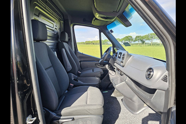 Mercedes-Benz Sprinter 317 1.9 CDI L2H2 RWD Euro6 Airco Stoelverwarming + Standkachel 170Pk!