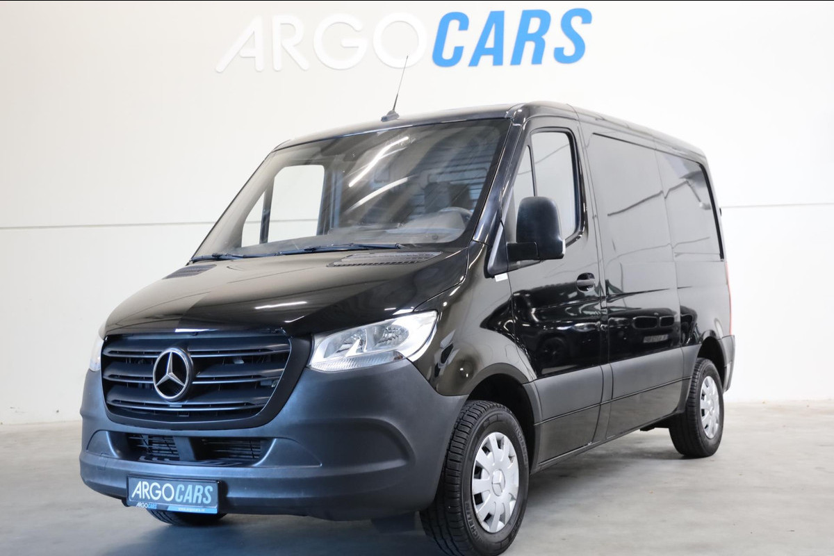 Mercedes-Benz Sprinter 211 CDI L1/H1 ZWART CLIMA CRUISE CONTROL 3zits REGENSENSOR NAP LEASE V/A 144,- P.M. INRUIL MOGELIJK