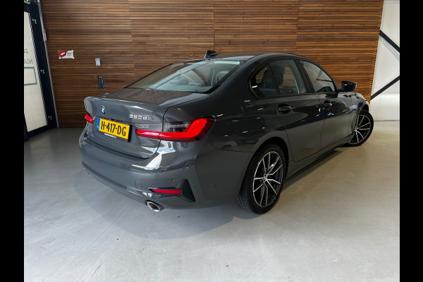 BMW 3-serie 320d High Executive Edition | NL-auto | 1e Eigenaar | 3D Camera | Apple Carplay | Ambient | Full LED | Climatronic |