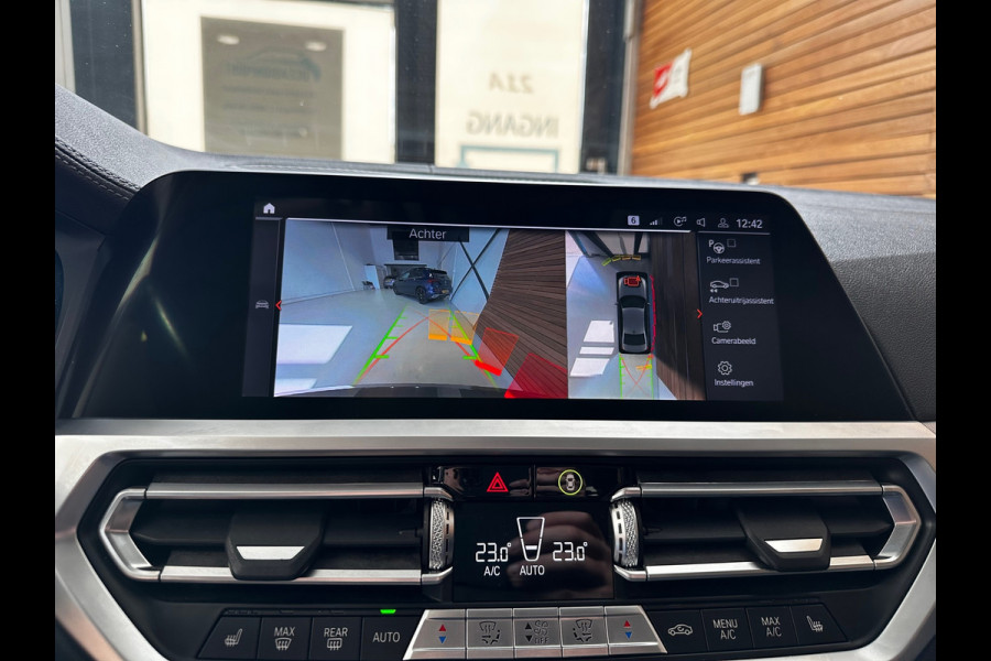 BMW 3-serie 320d High Executive Edition | NL-auto | 1e Eigenaar | 3D Camera | Apple Carplay | Ambient | Full LED | Climatronic |