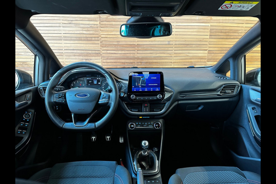 Ford Fiesta 1.0 EcoBoost ST-Line | NL-auto | Climatic | Navi | LED | Cruise | PDC | Lane assist | Sport | Isofix |