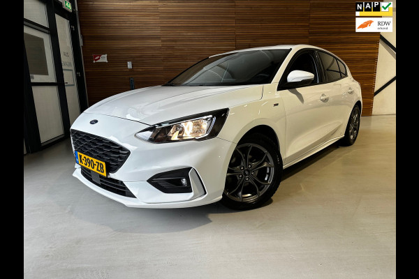 Ford Focus 1.0 EcoBoost ST-line Business | LED | Apple Carplay | PDC | NAVI | Ambient | Cruise | Lane assist | Titanium |