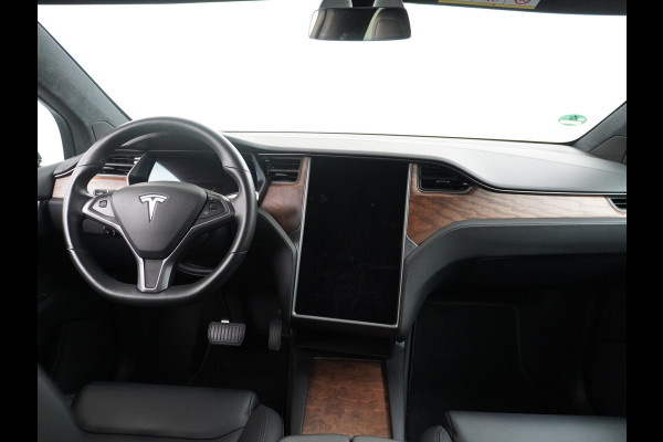 Tesla Model X 100 LR 6p. 22"LM Trekhaaak 2.250KG trekvermogen! 449pk 100kw/h Accu Luchtvering Adaptive Cruise  FSD-vb PanoDak Elektr.Vleugelde Elektr.Aklep en A-Deuren Adaptive Led Verlichting Audio Premium Adaptief Onderstel ! Bordherkenning Sproeiers/Bladen Verwarmd Long Range AutoPilot Premium-Interieur+Essenhout Sentry Mode Vale tot 200kw DC laden tot 16,5 AC laden Garantie tot 9-2028/240.000 km (ACCU/Aandrijflijn)