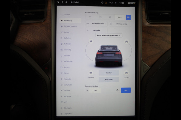 Tesla Model X 100 LR 6p. 22"LM Trekhaaak 2.250KG trekvermogen! 449pk 100kw/h Accu Luchtvering Adaptive Cruise  FSD-vb PanoDak Elektr.Vleugelde Elektr.Aklep en A-Deuren Adaptive Led Verlichting Audio Premium Adaptief Onderstel ! Bordherkenning Sproeiers/Bladen Verwarmd Long Range AutoPilot Premium-Interieur+Essenhout Sentry Mode Vale tot 200kw DC laden tot 16,5 AC laden Garantie tot 9-2028/240.000 km (ACCU/Aandrijflijn)